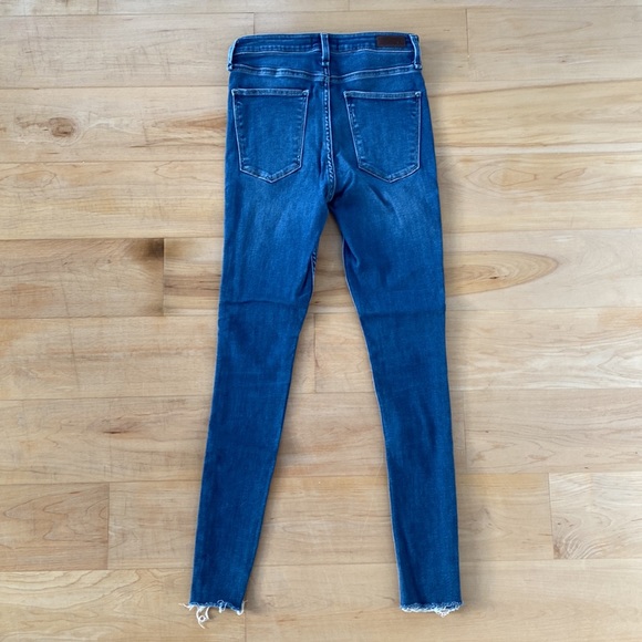 Abercrombie & Fitch | Size 28 | Simone High Rise Jean Legging | Medium Wash - Picture 5 of 10